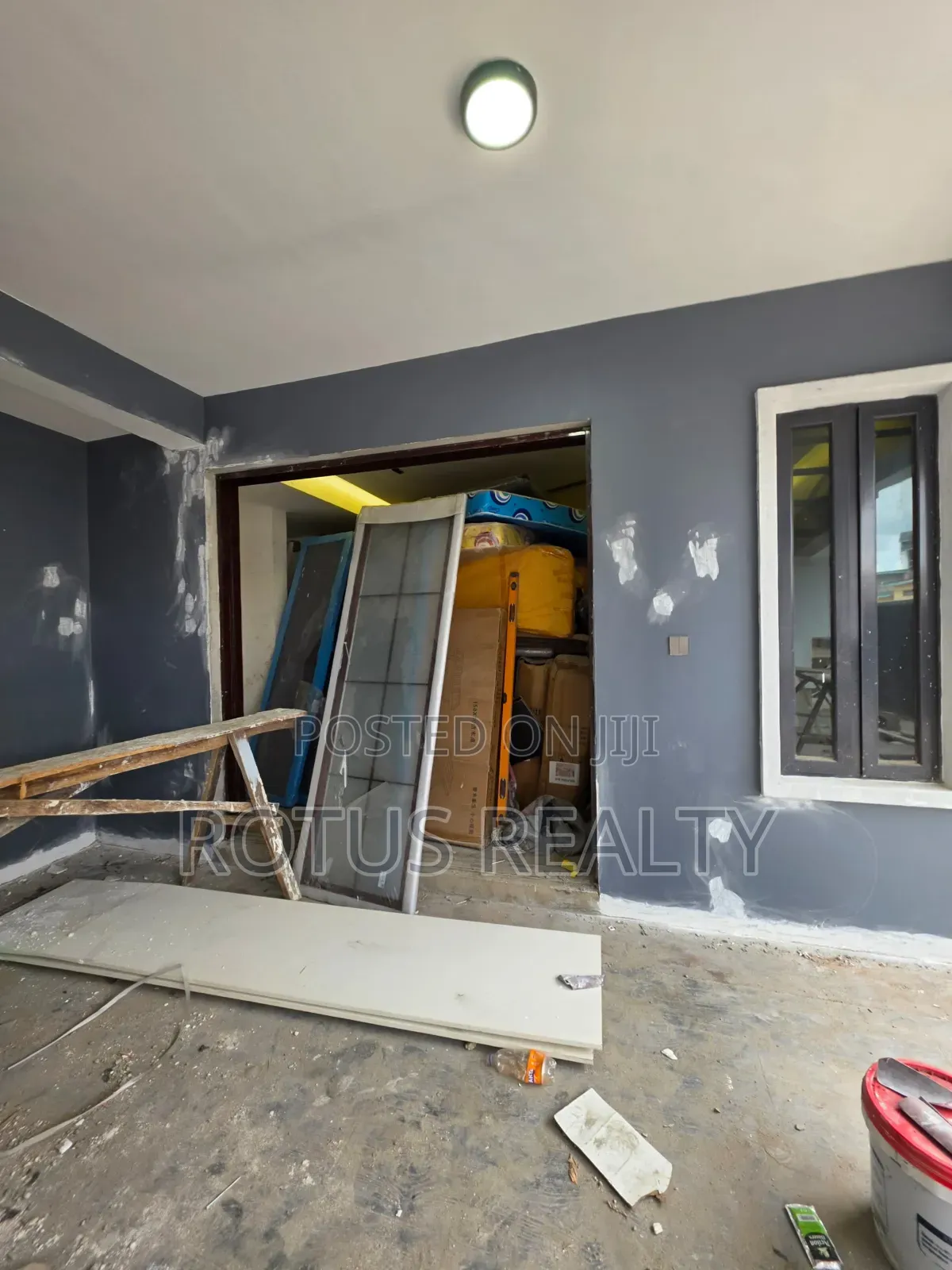 3bdrm Apartment in Allen Avenue for sale