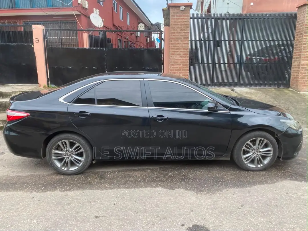 Toyota Camry 2015 Black
