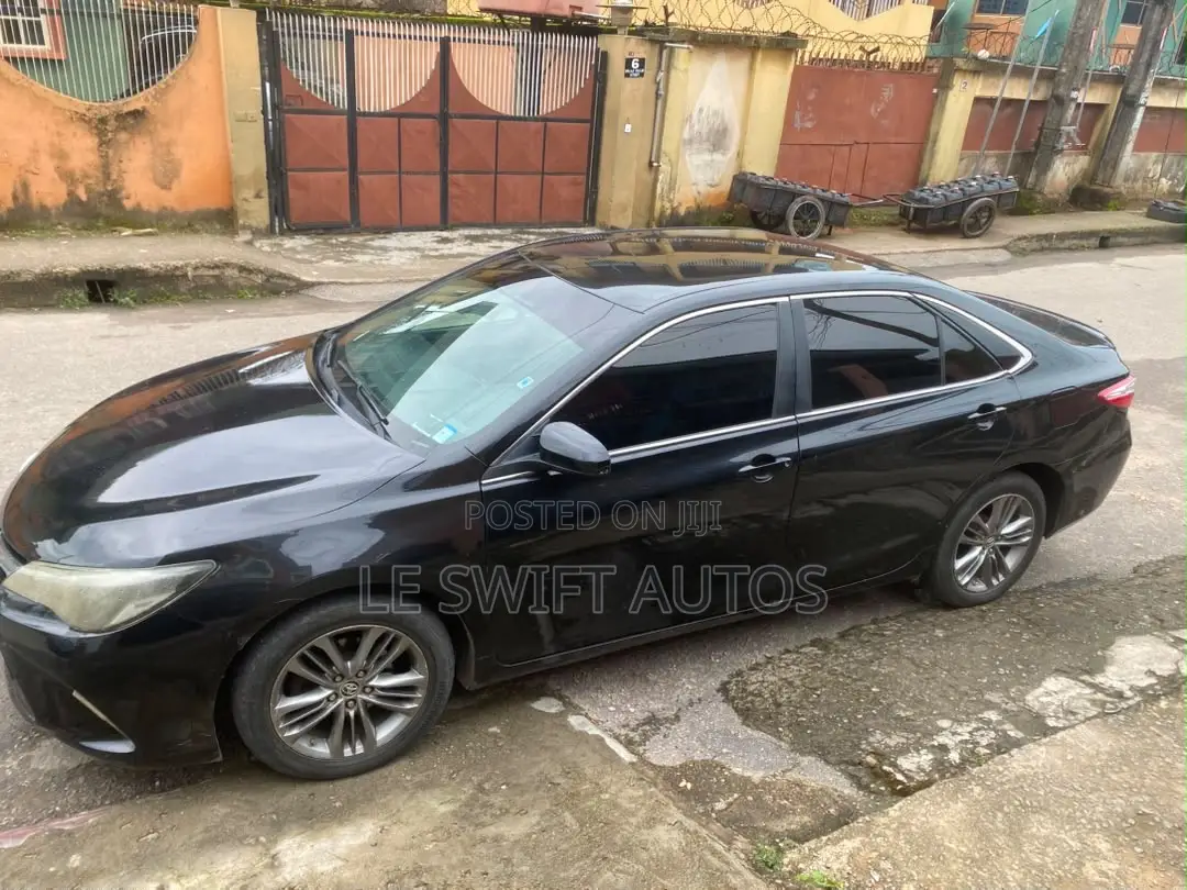 Toyota Camry 2015 Black