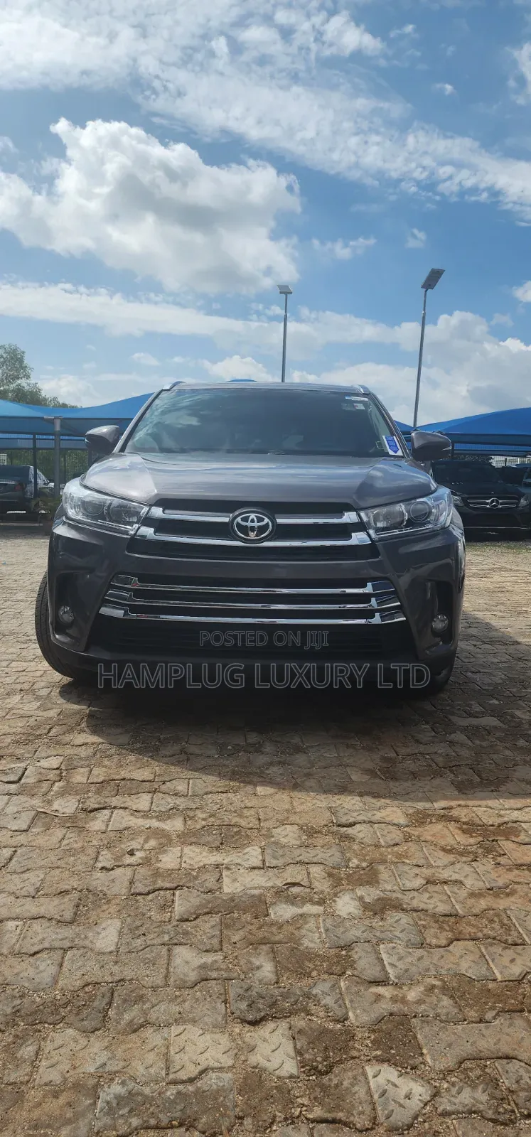 Toyota Highlander 2018 Gray