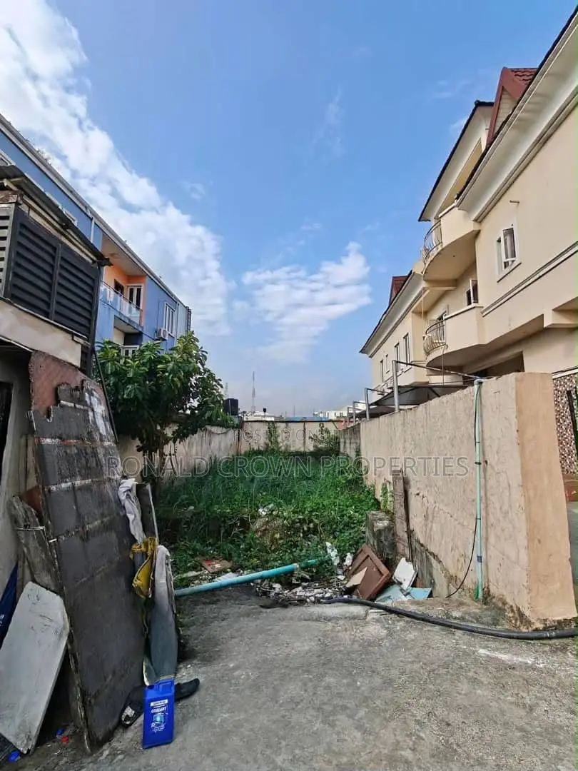 Land Measuring 200sqm at Opebi, Ikeja