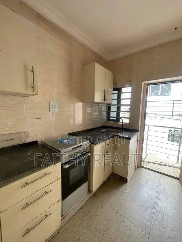 2bdrm Apartment in Ikota for rent