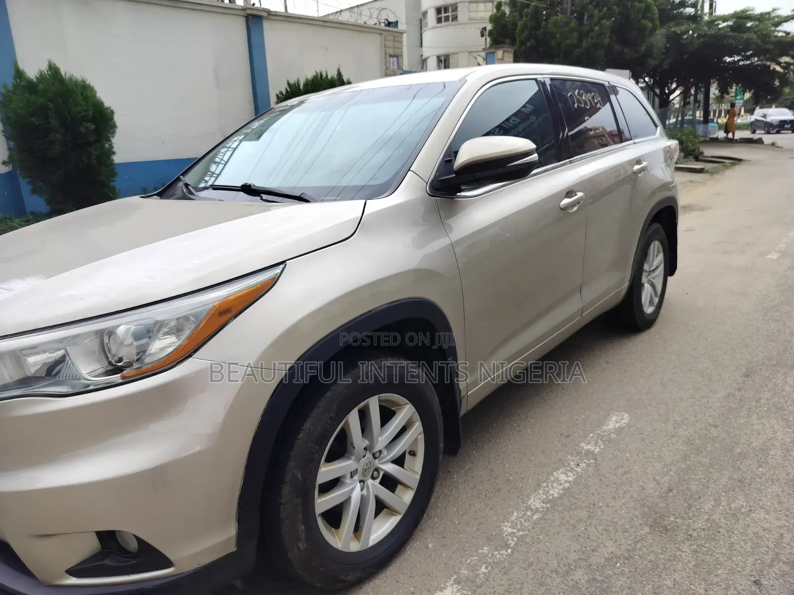 Toyota Highlander 2014 Gold