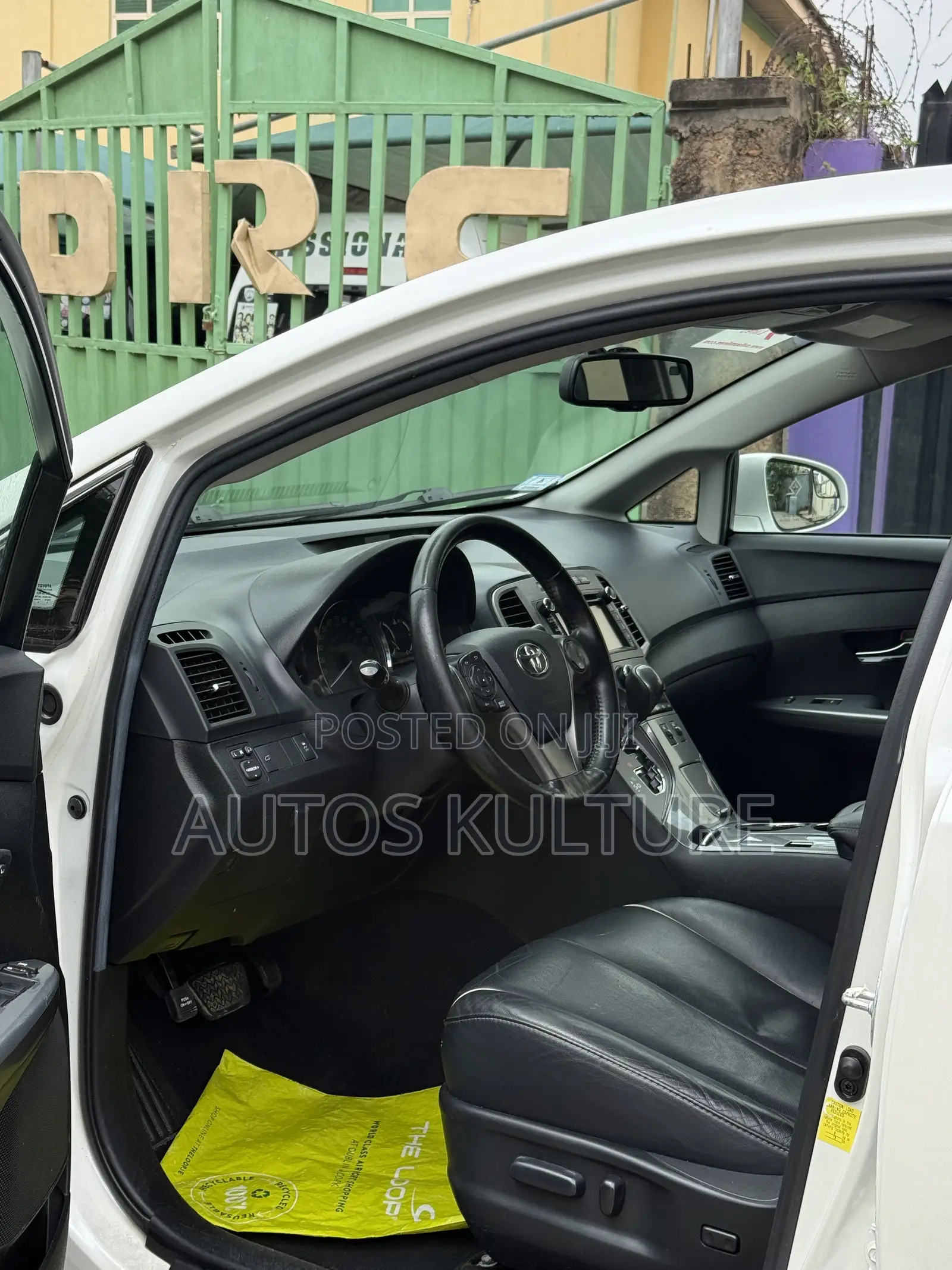 Toyota Venza 2014 White
