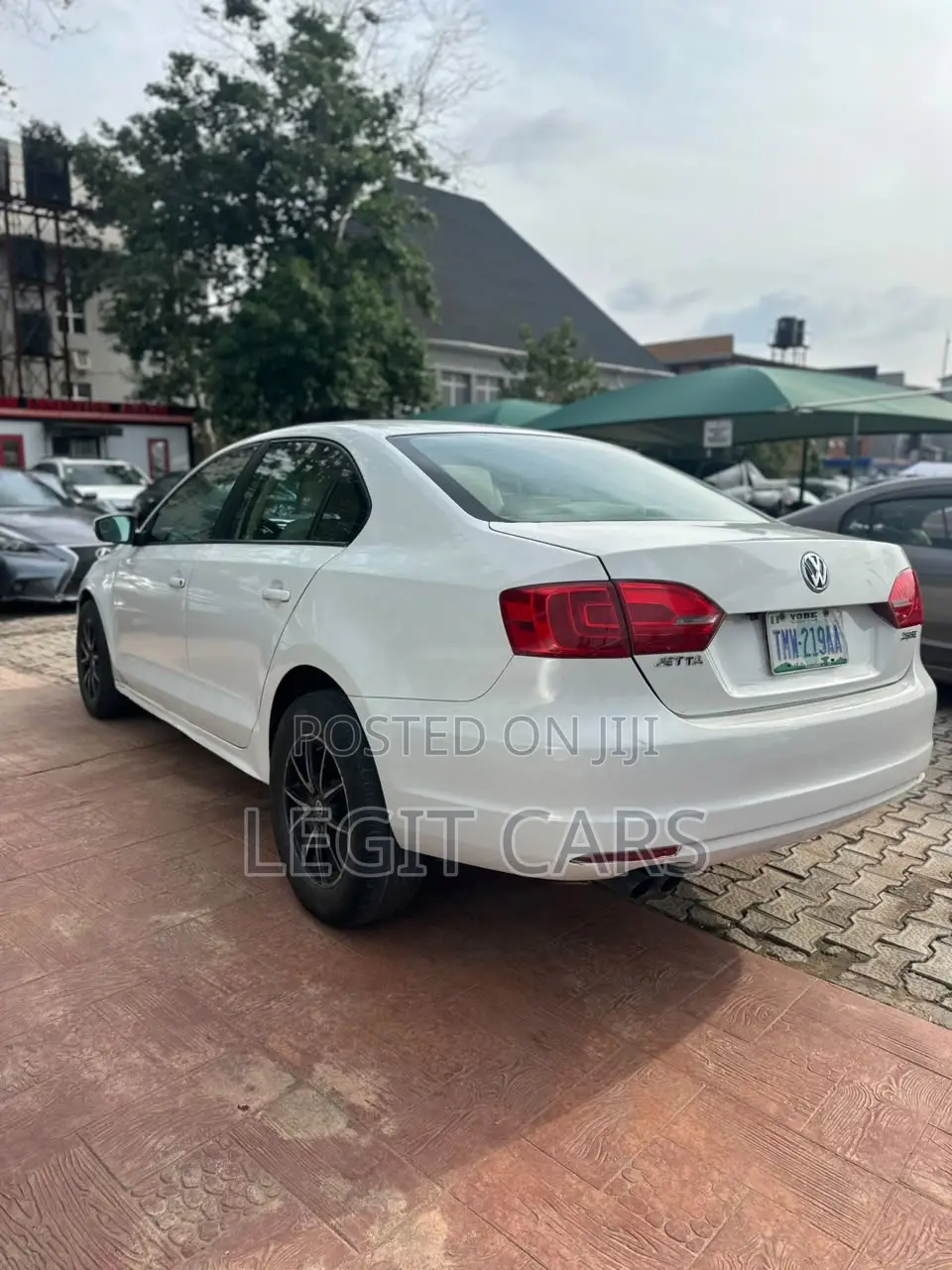 Volkswagen Passat 2012 White