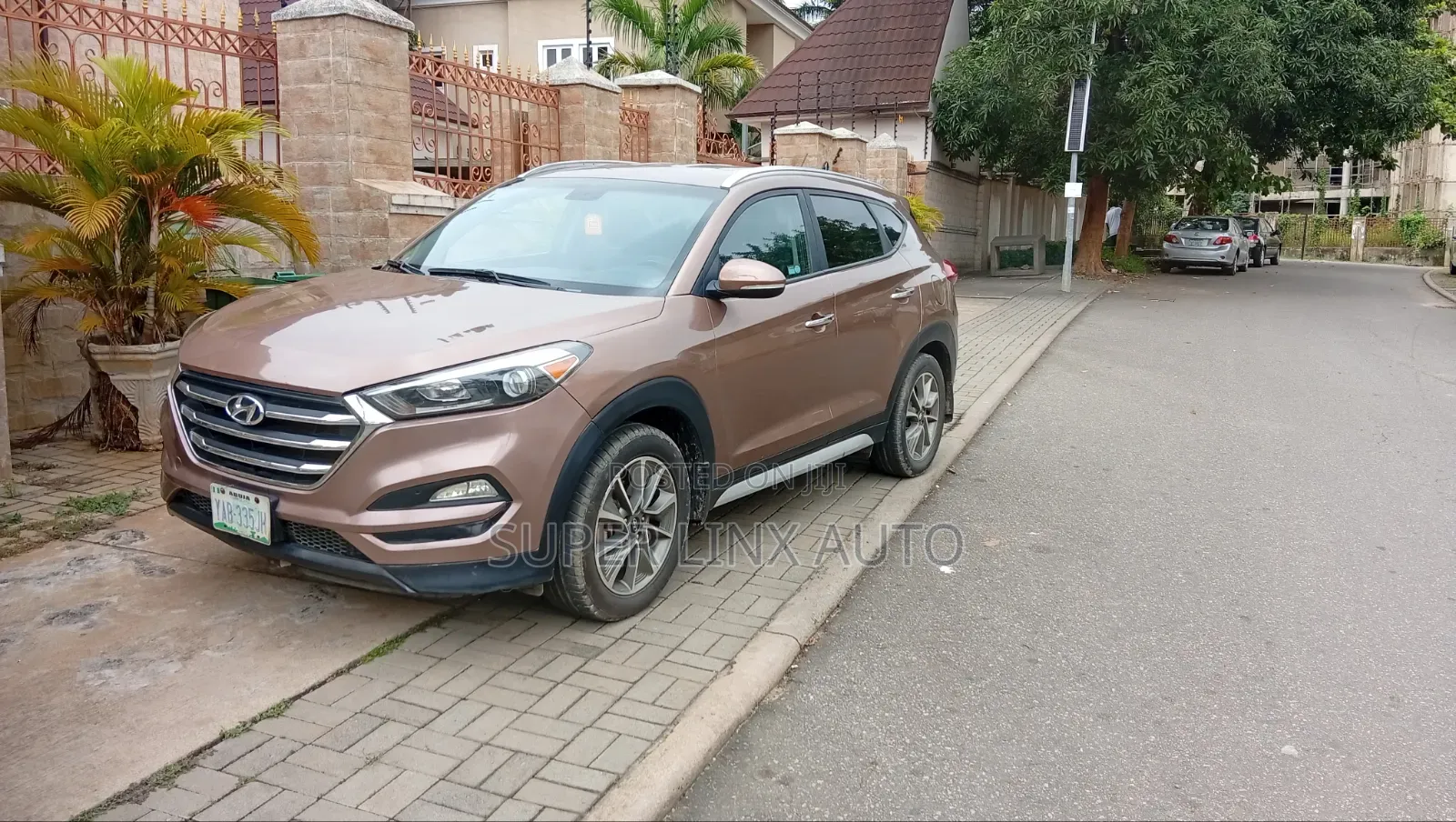 Hyundai Tucson 2013 Gold