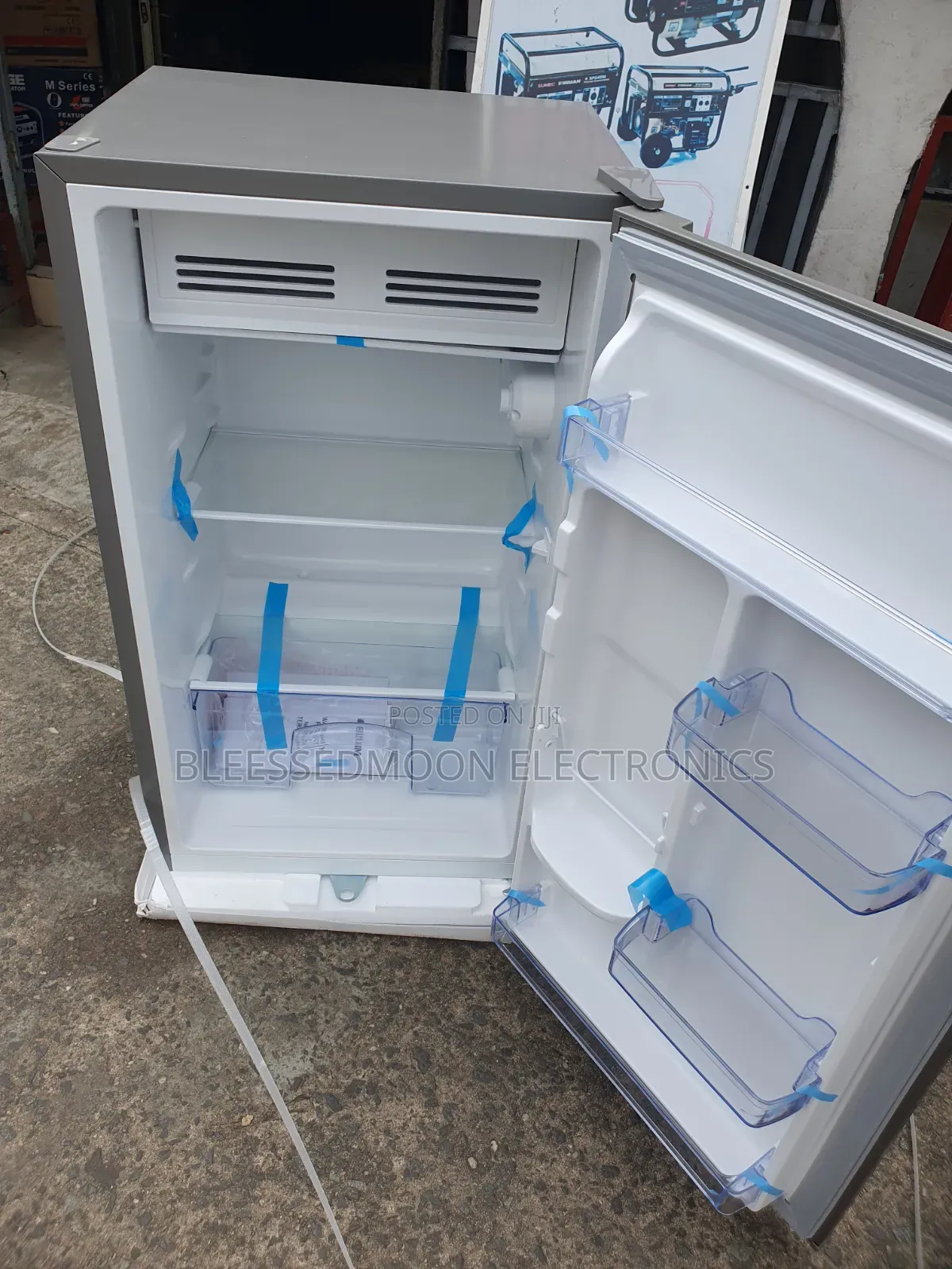 Bruhm Inverter Table Top Refrigerator With 10 Yrs Company Warranty