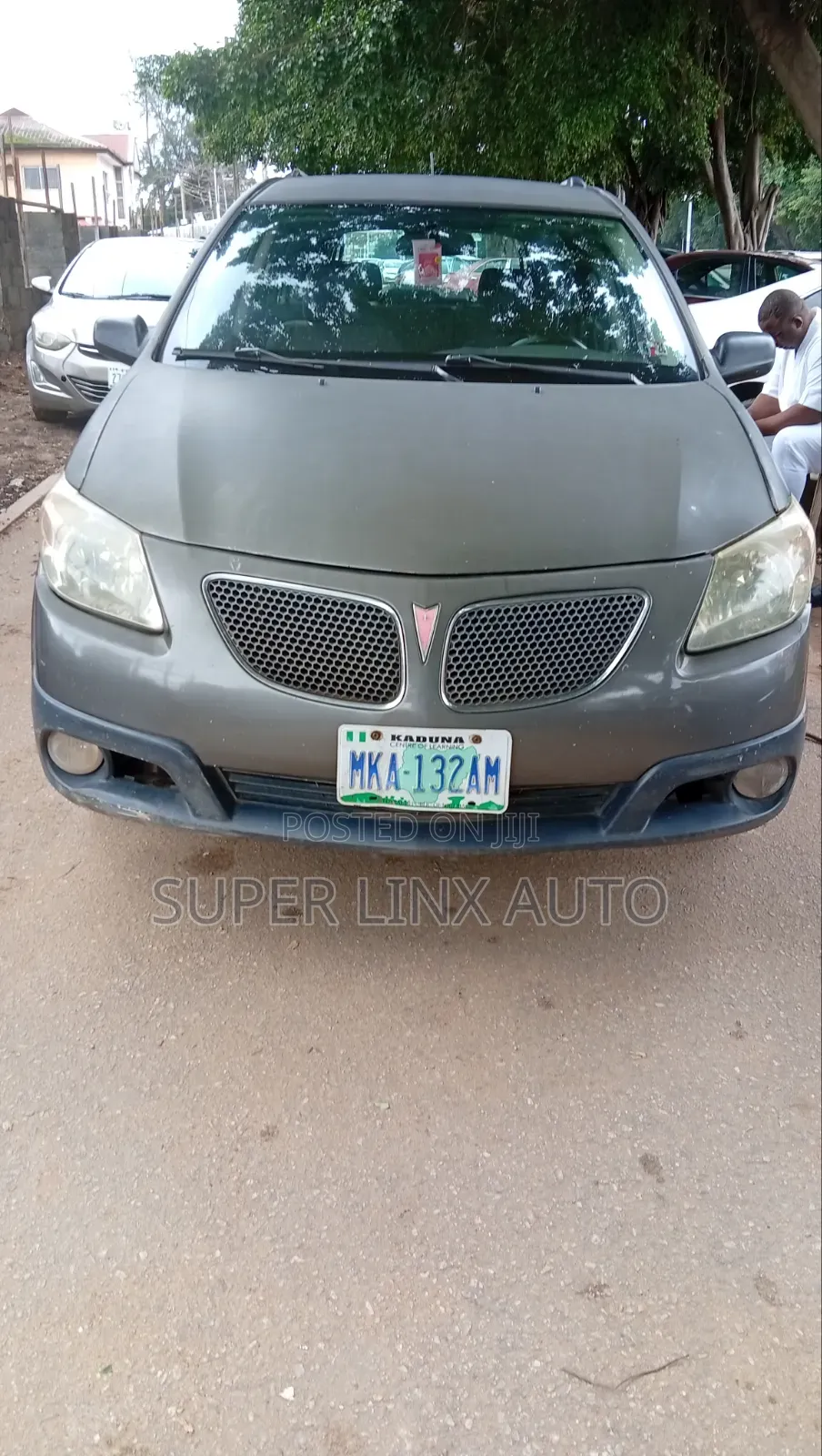 Pontiac Vibe Automatic 2004 Gray
