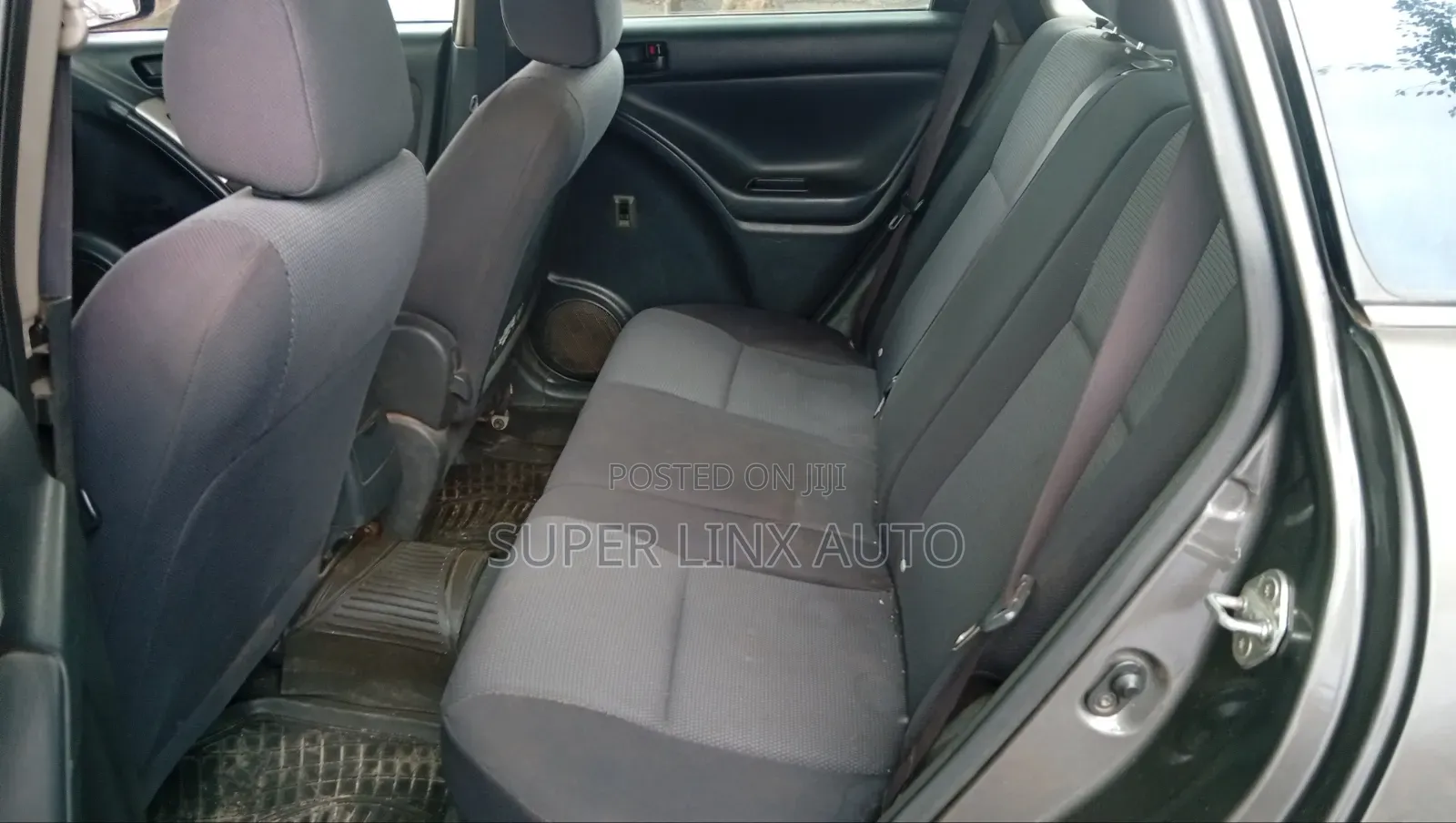 Pontiac Vibe Automatic 2004 Gray