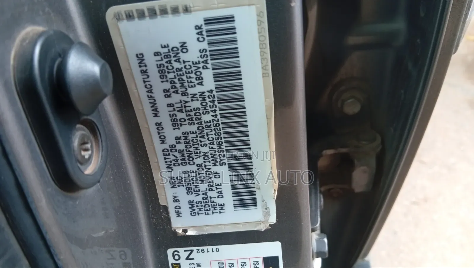 Pontiac Vibe Automatic 2004 Gray