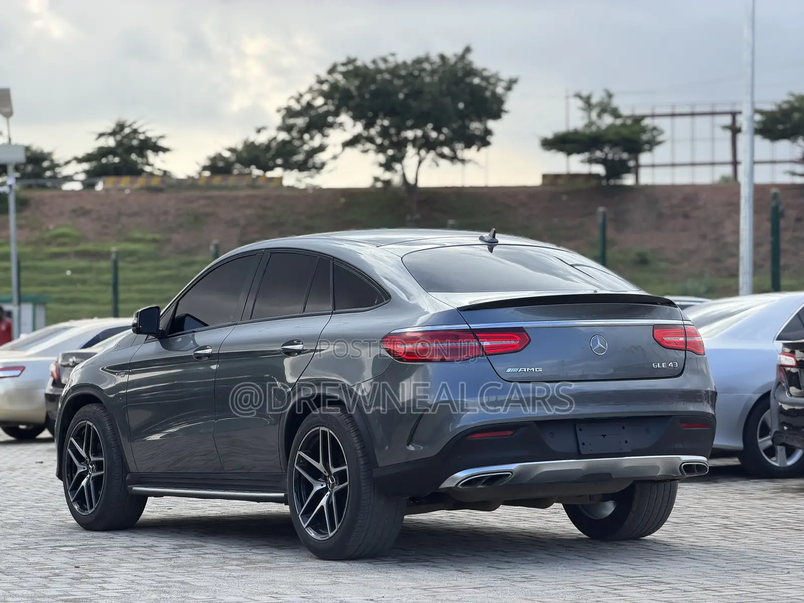 Mercedes-Benz GLE-Class AMG GLE 43 4MATIC 2017 Gray