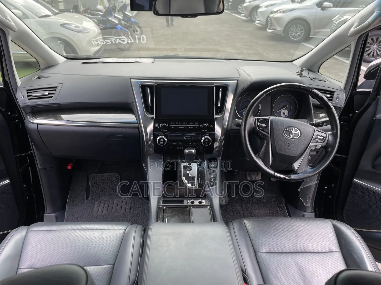 Toyota Alphard 2.5 Hybrid AWD 2016 Black