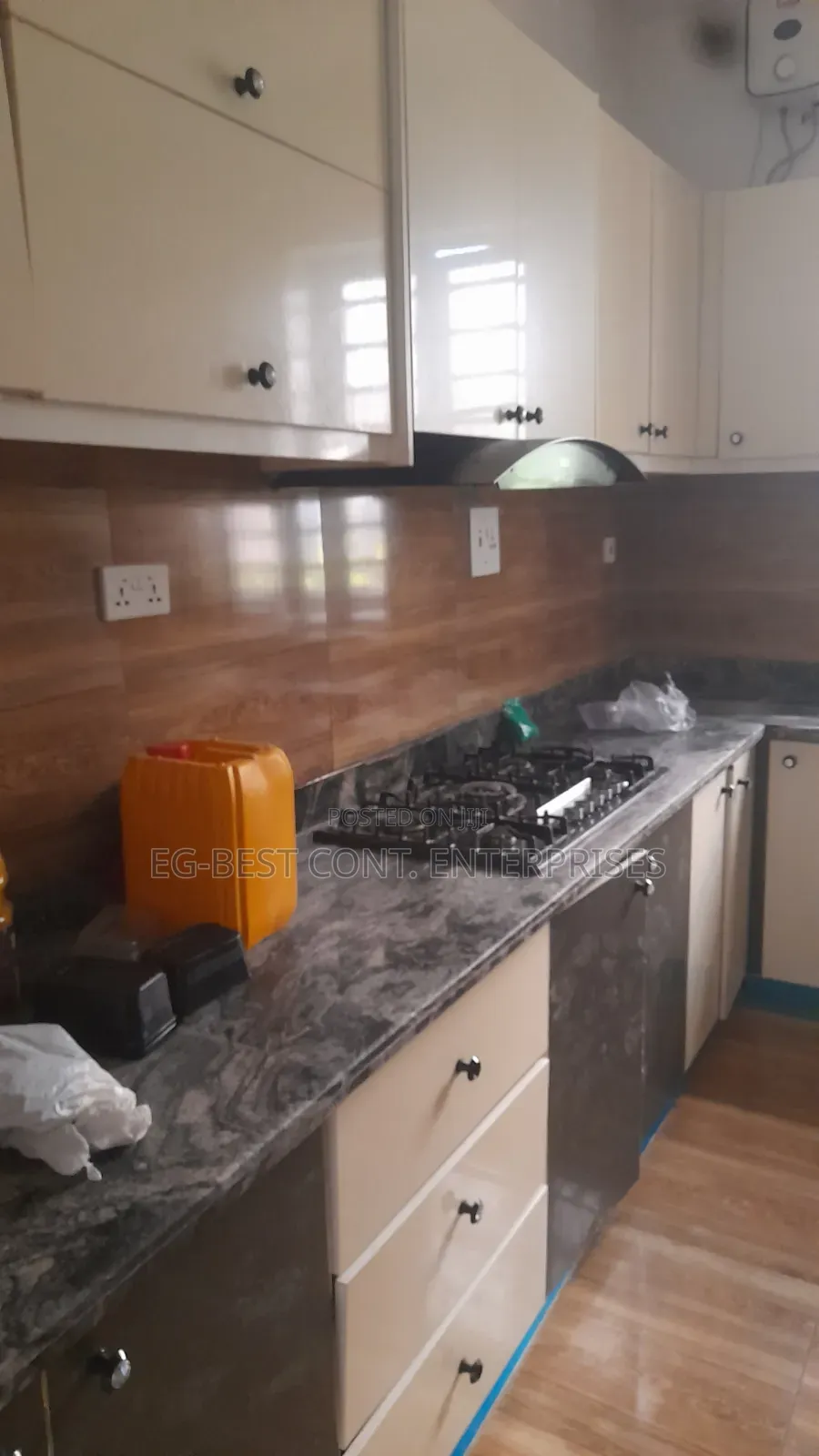 4bdrm Duplex in Royal Pine Estate, Chevron for rent