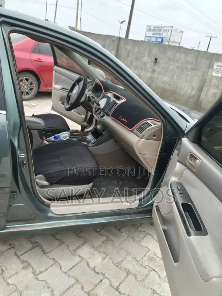 Toyota Camry 2005 Green