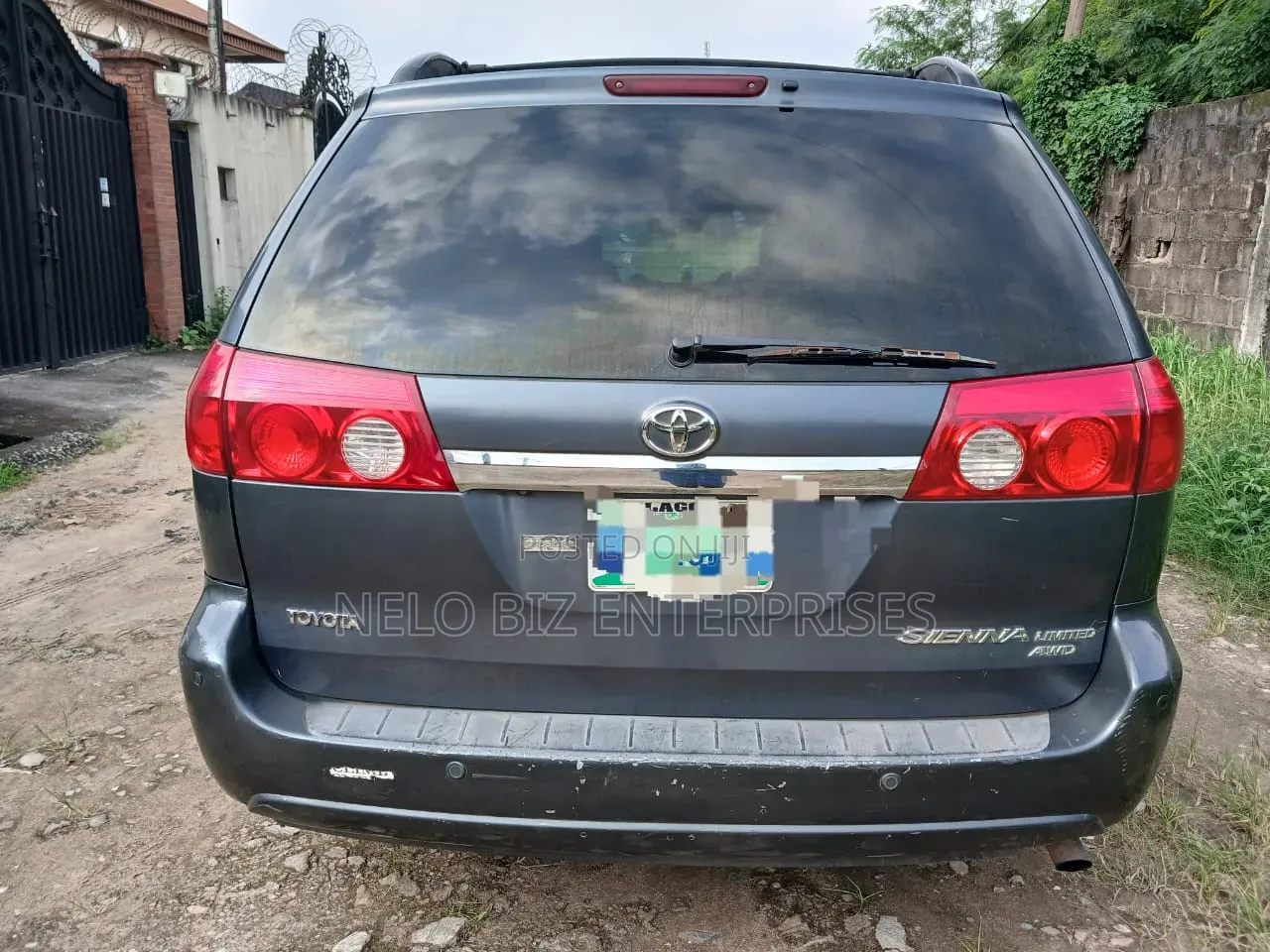 Toyota Sienna 2006 Gray
