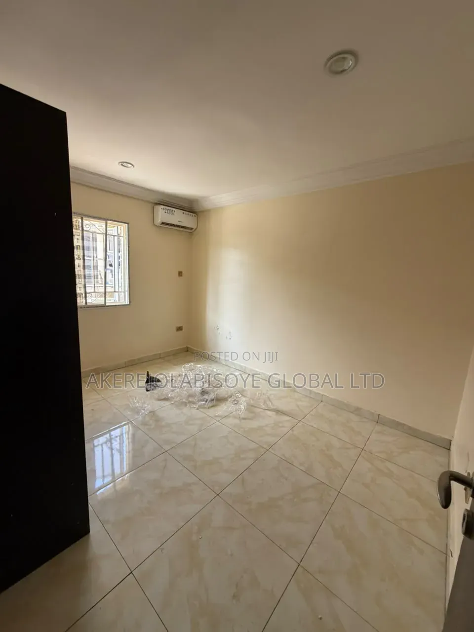 3bdrm Apartment in Lifecamp Abuja for sale