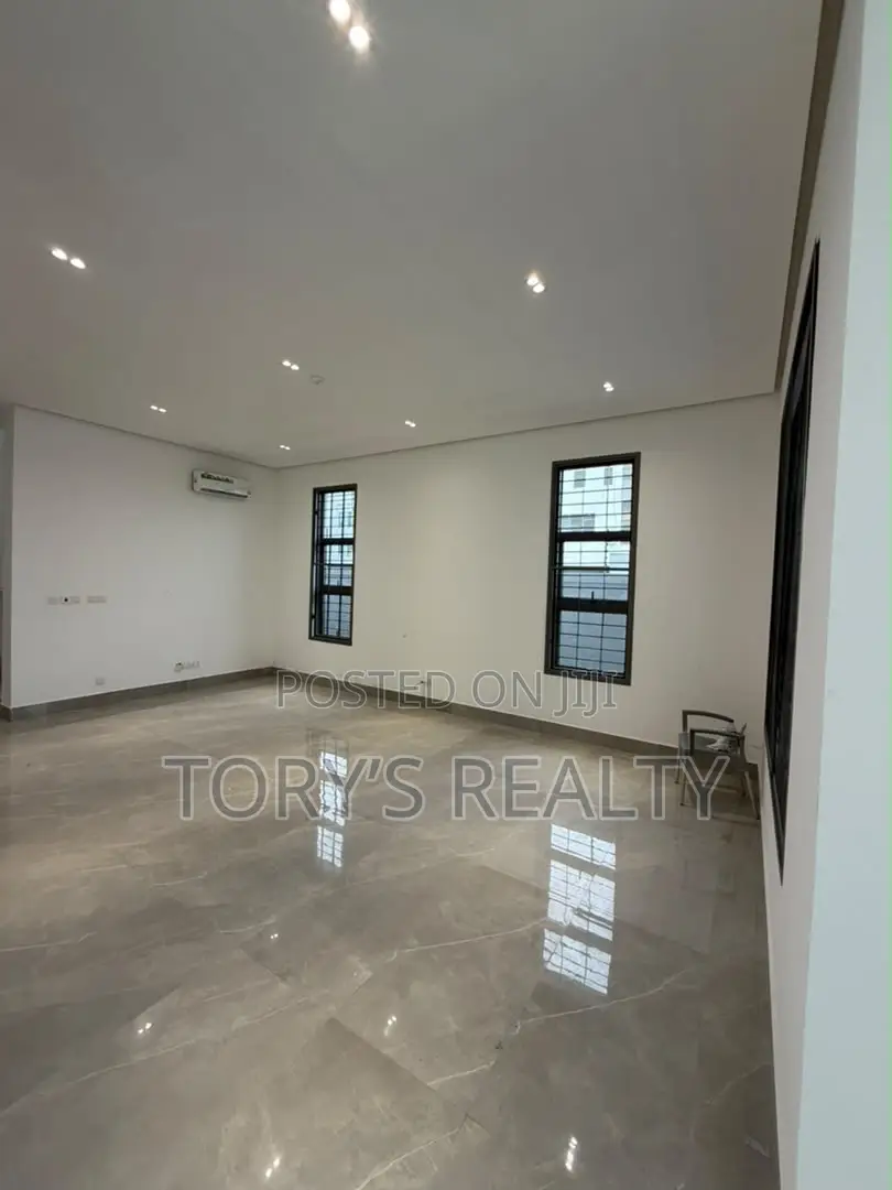 5bdrm Duplex in Ikoyi S.W for sale