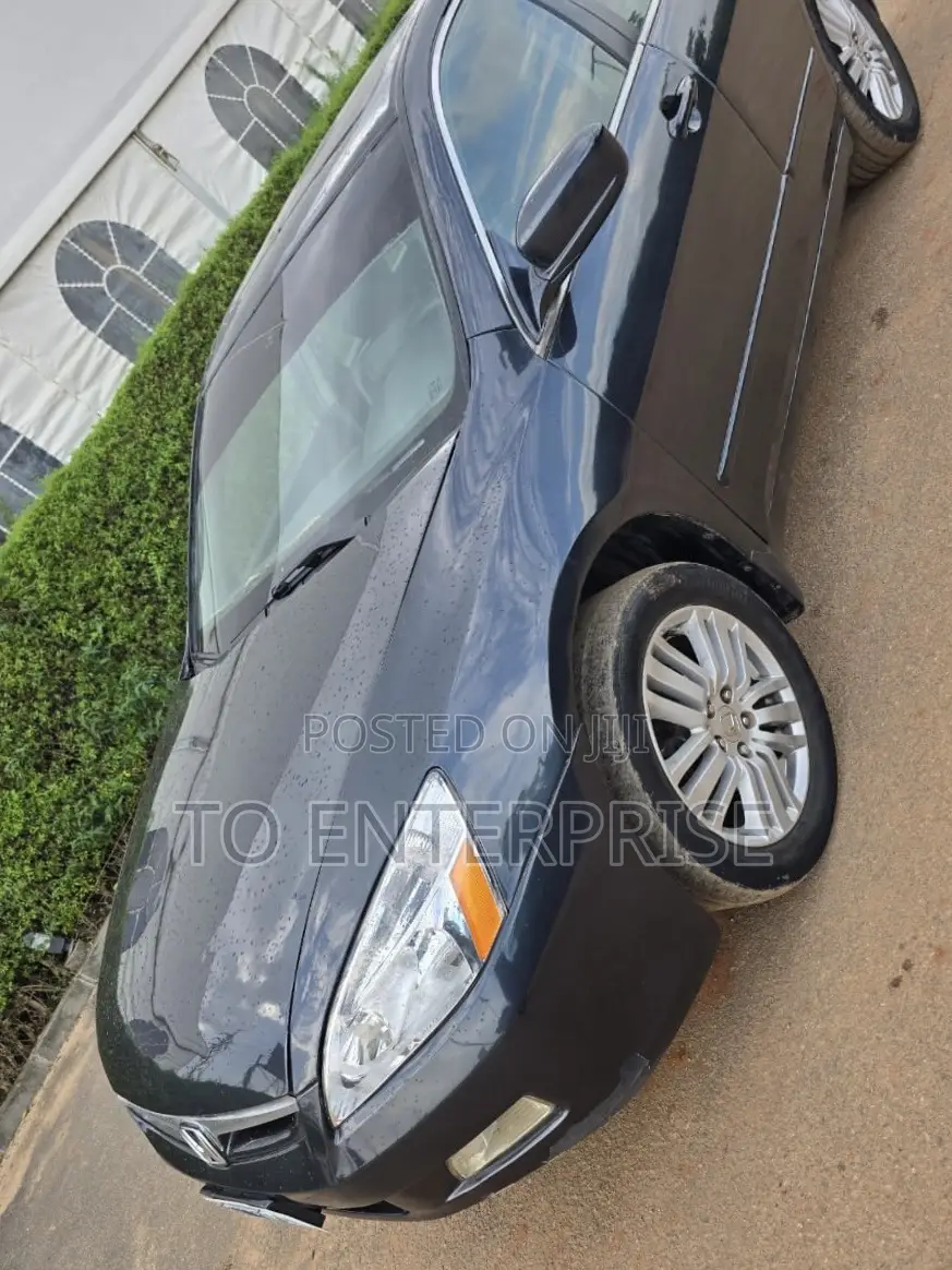 Honda Accord 2006 Gray