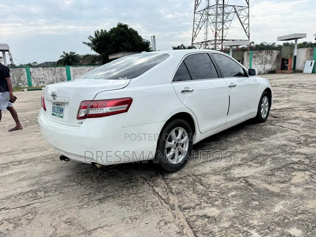 Toyota Camry 2011 White