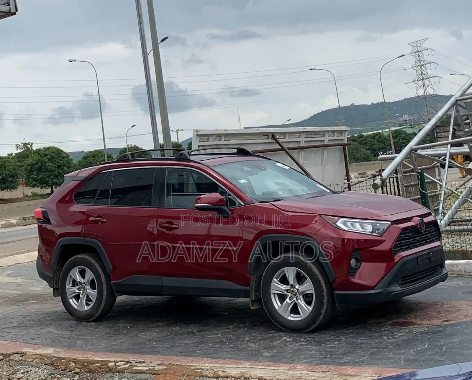 Toyota RAV4 2021 Red
