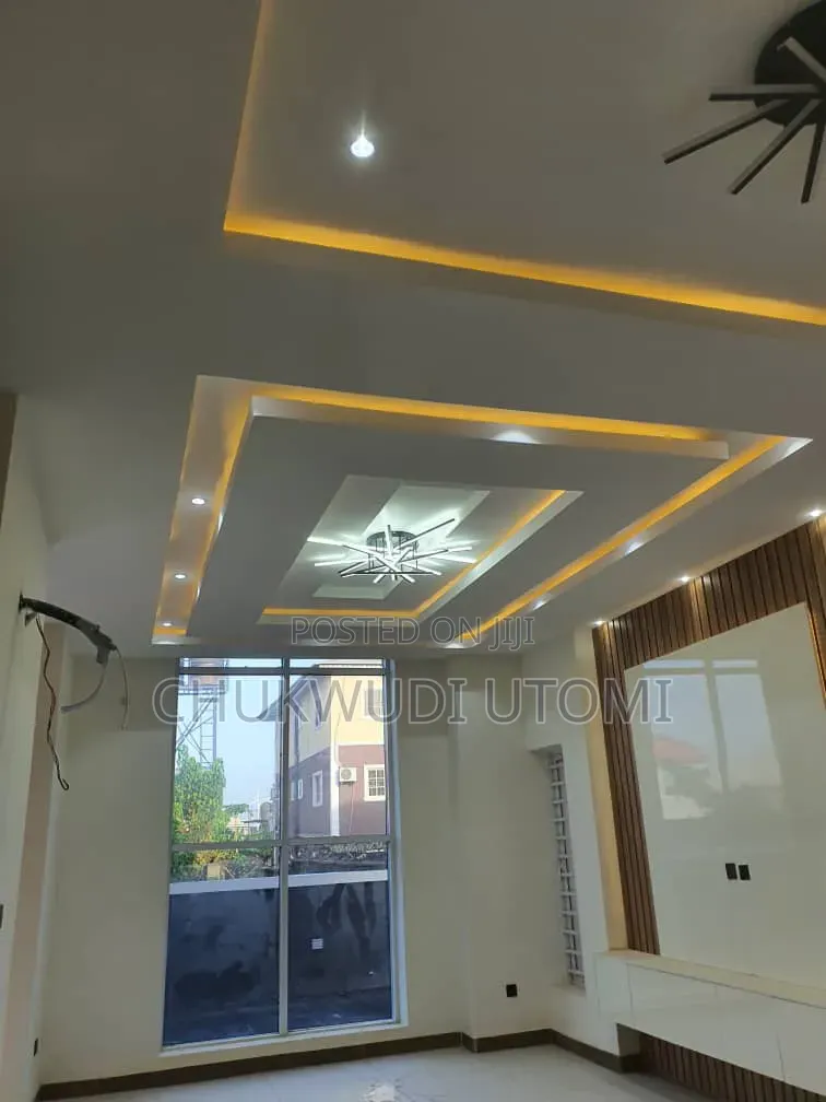 4bdrm Duplex in Silverpoint Estate, Ado / Ajah for sale