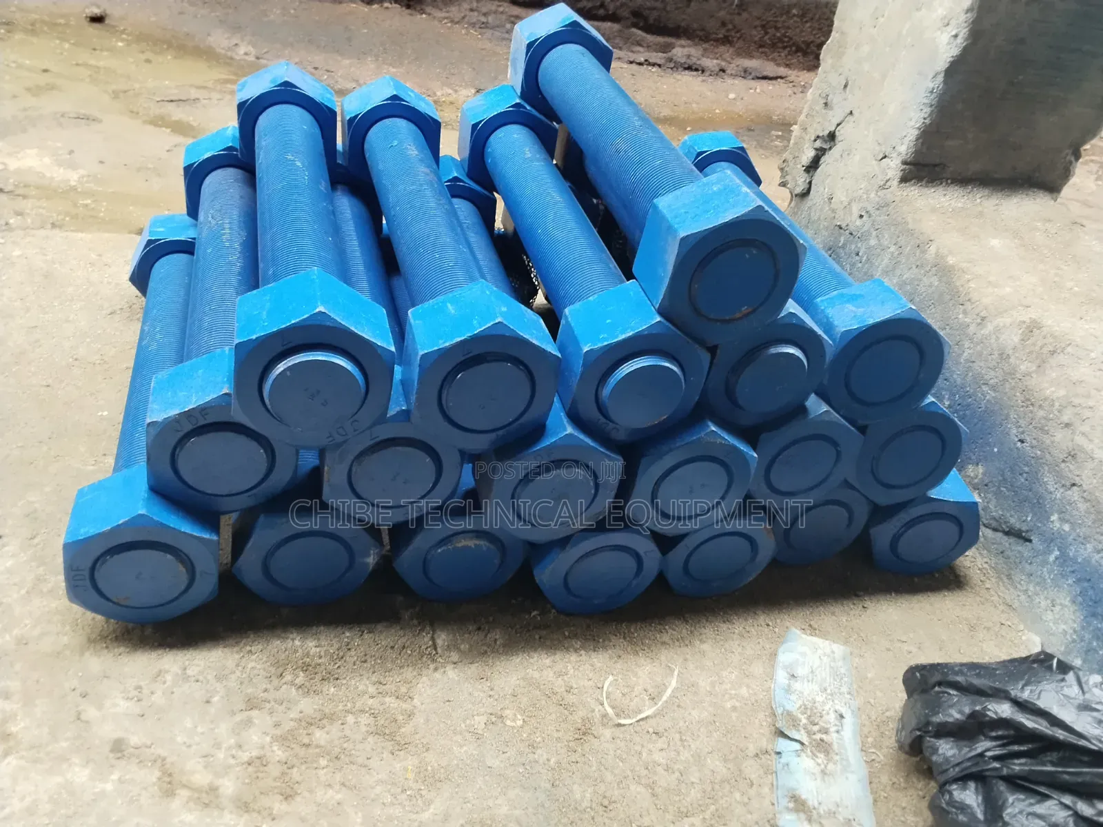 2.1/4 X 460 Ptfe Coated Stud Bolts and Nut