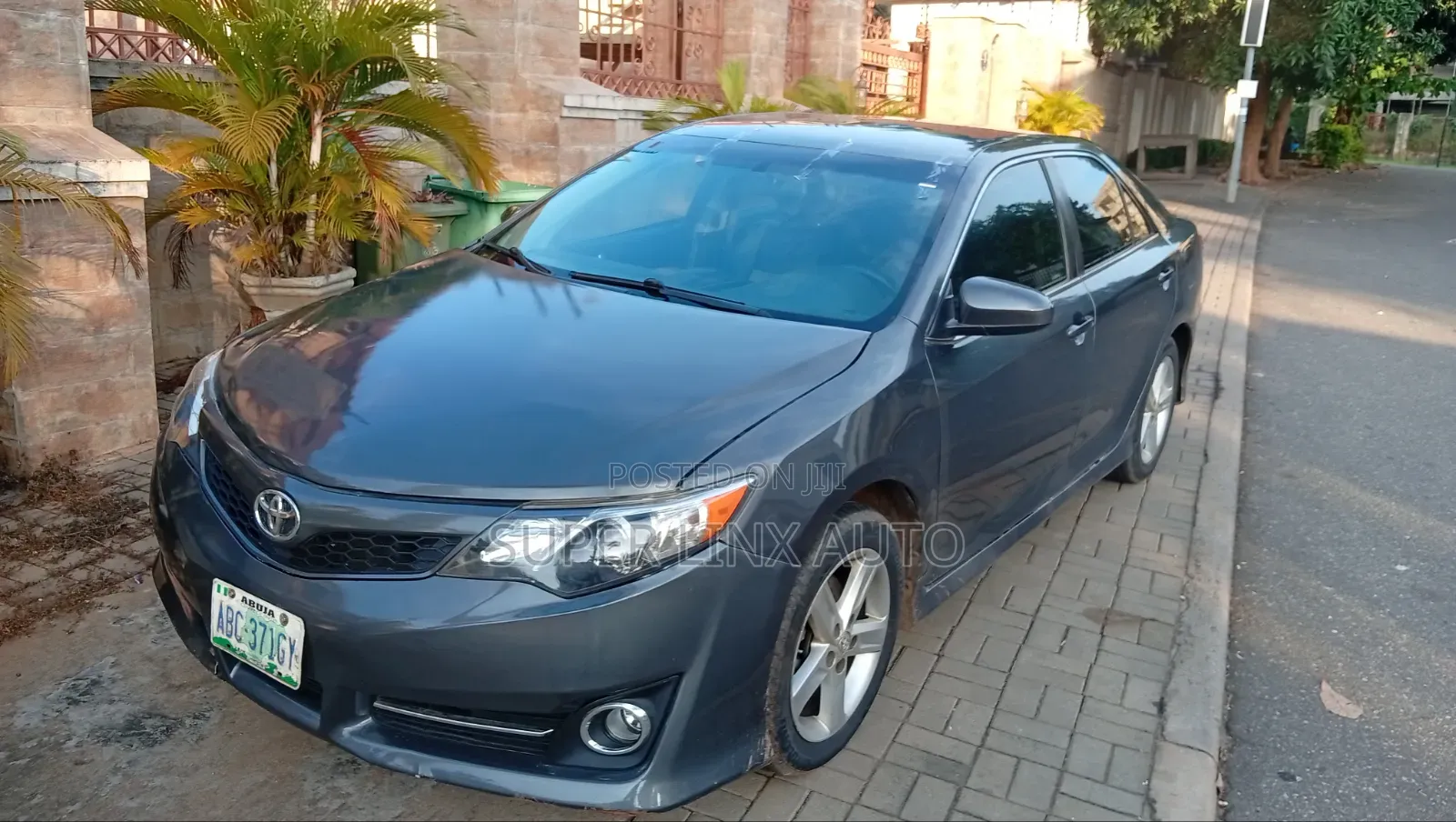 Toyota Camry 2014 Gray
