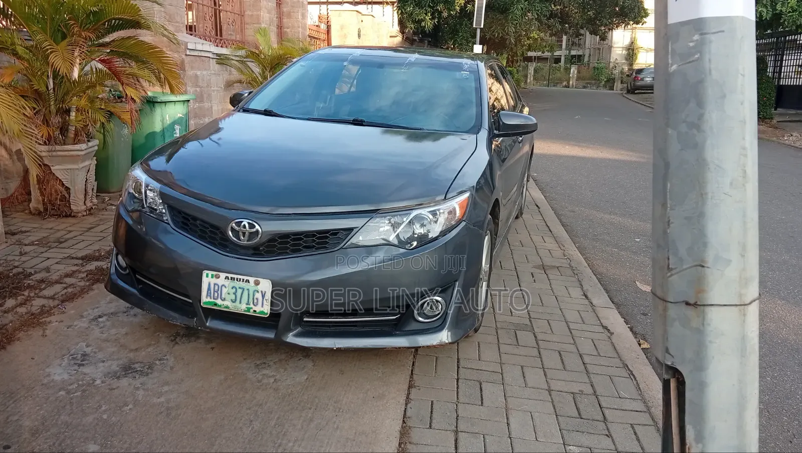 Toyota Camry 2014 Gray