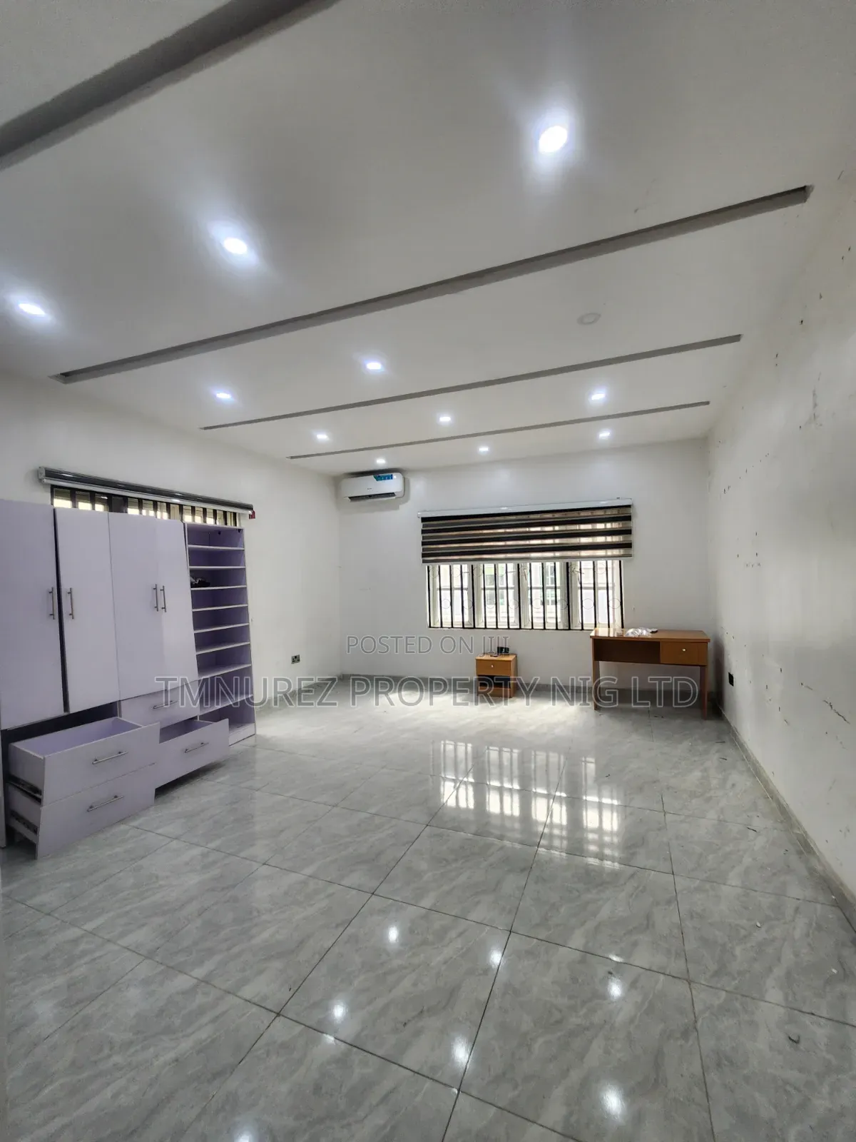 Studio Apartment in Chevron for rent