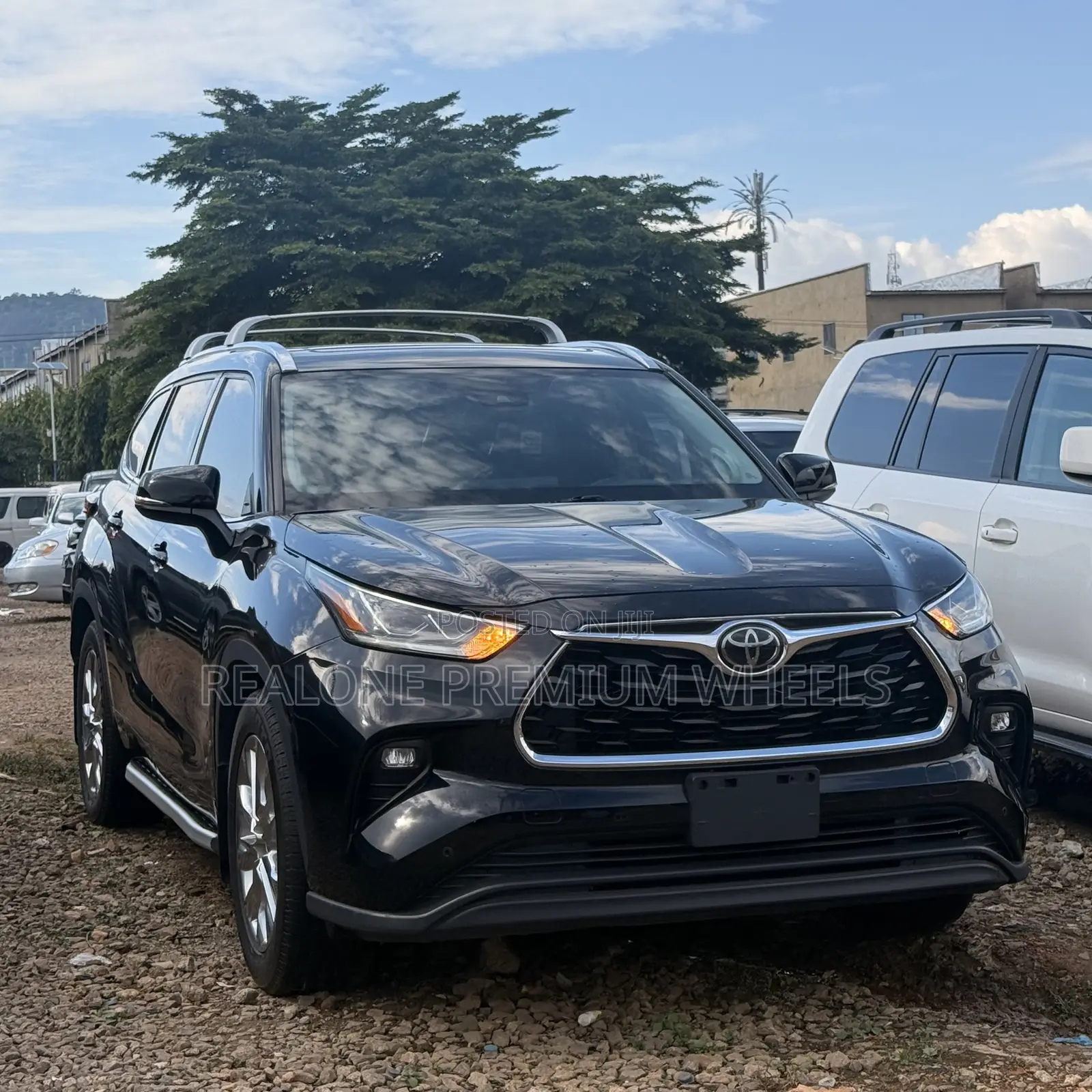 Toyota Highlander Limited 2021 Black