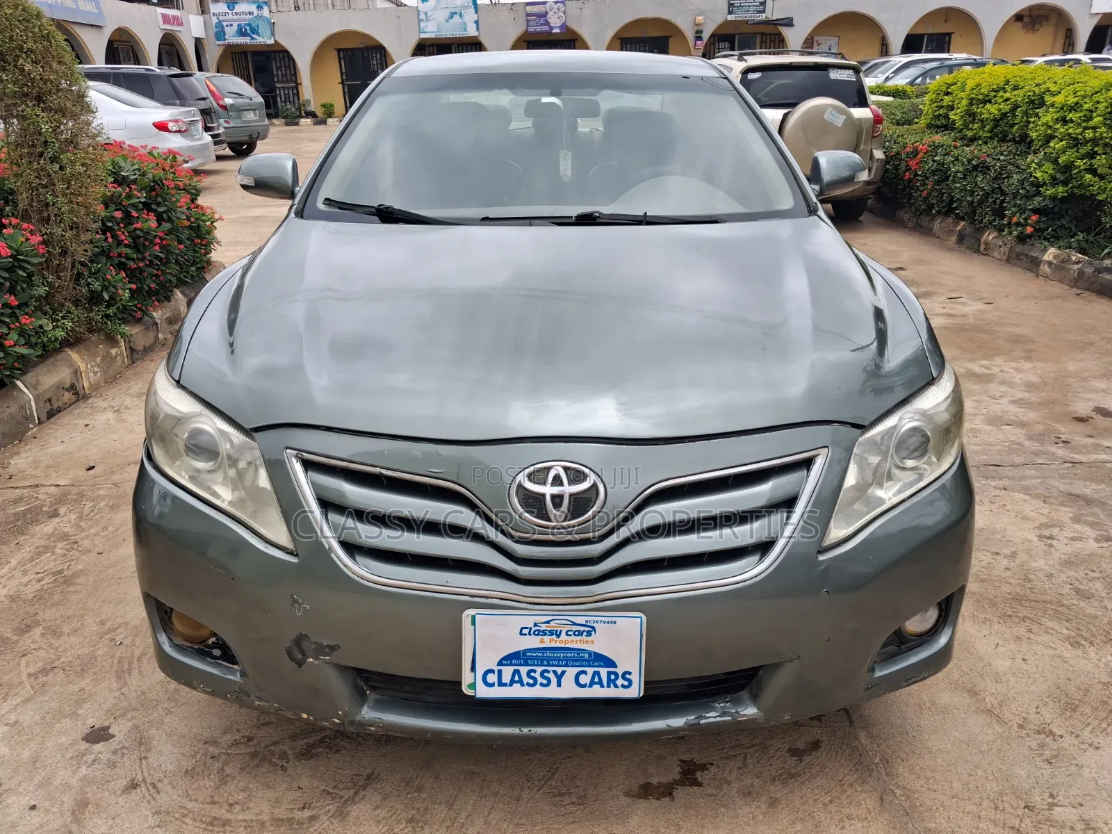 Toyota Camry LE 4dr Sedan (2.5L 4cyl 6A) 2011 Green