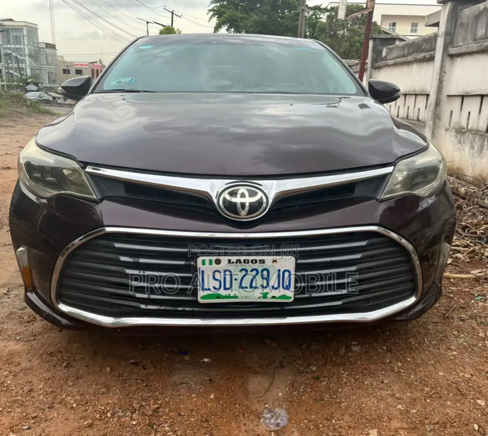 Toyota Avalon XLE 4dr Sedan (3.5L 6cyl 6A) 2015 Black