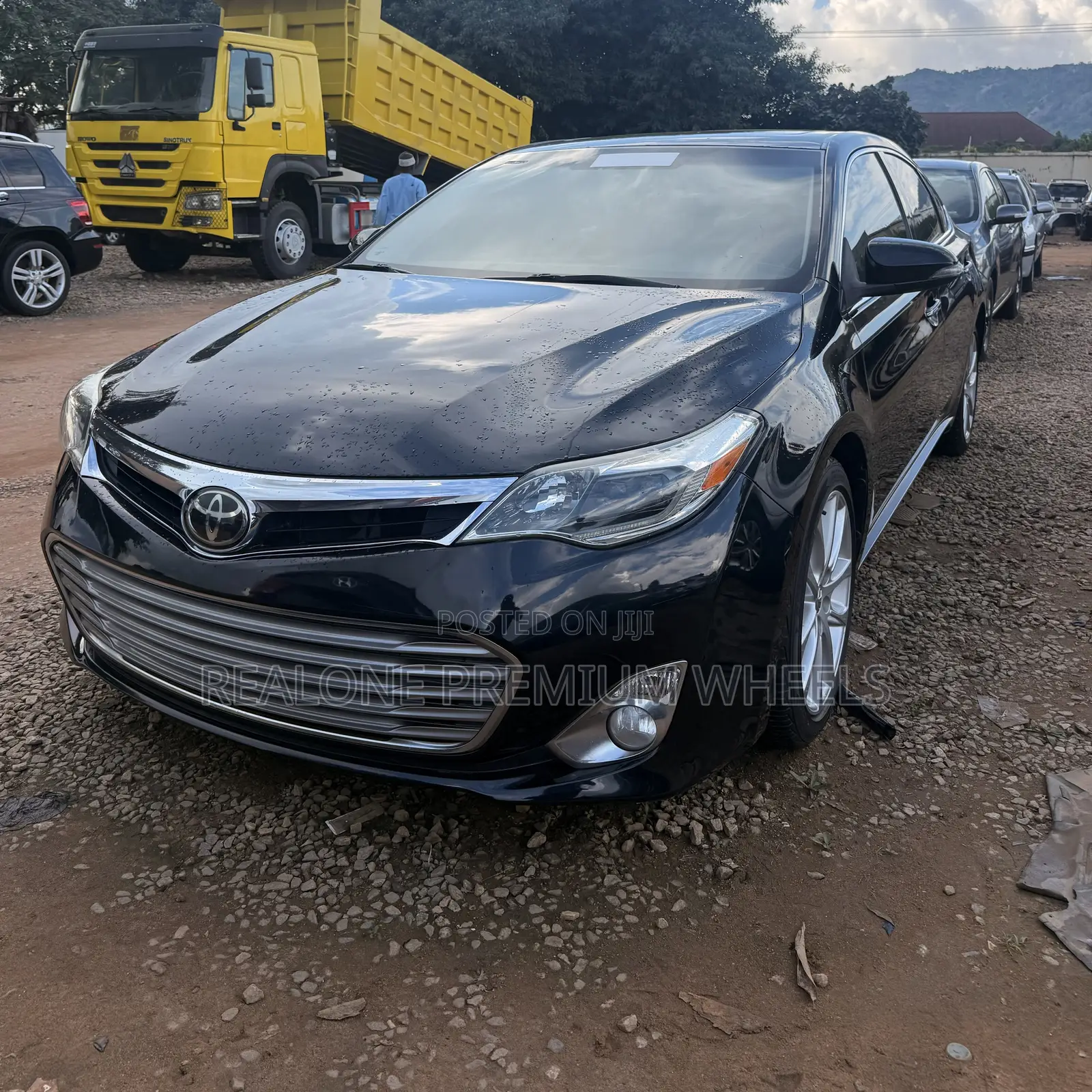 Toyota Avalon Limited 4dr Sedan (3.5L 6cyl 6A) 2014 Black