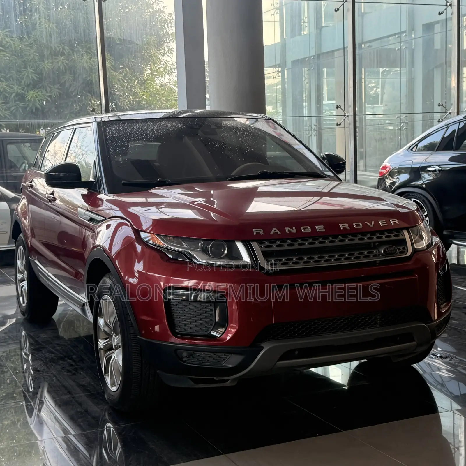 Land Rover Range Rover Evoque 2018 Red