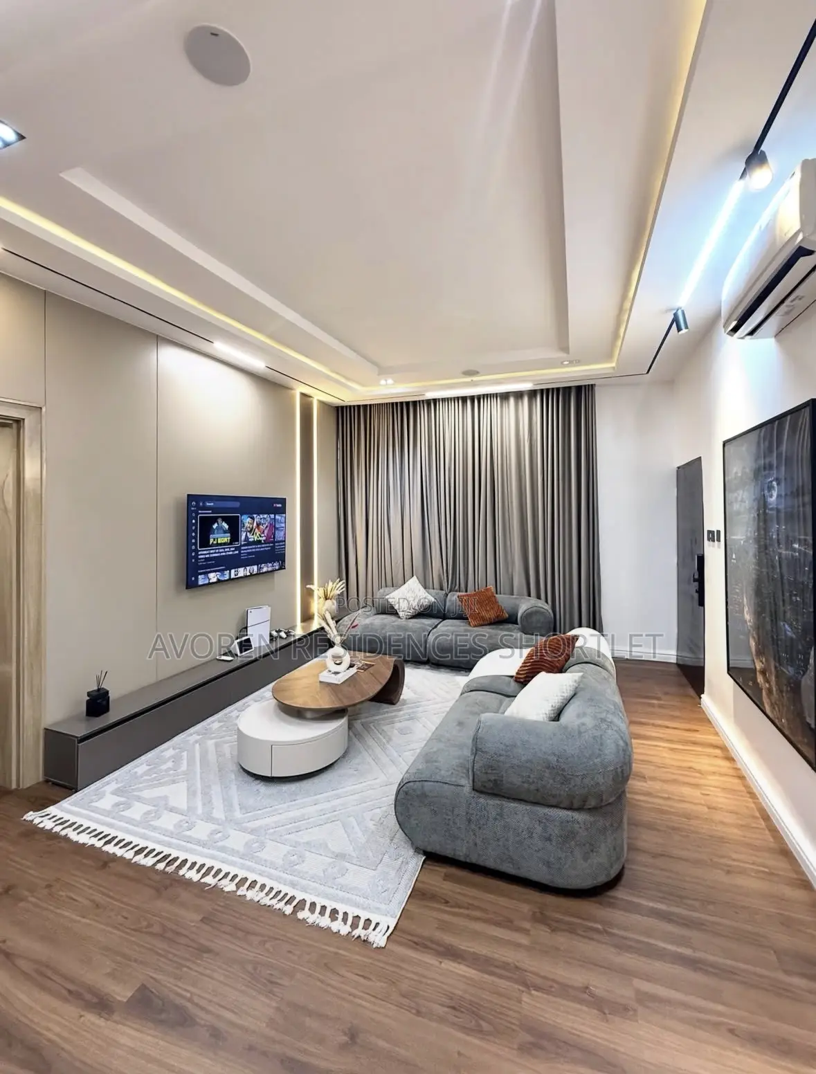 Luxurious Two Bedroom Shortlet in Admiralty Way