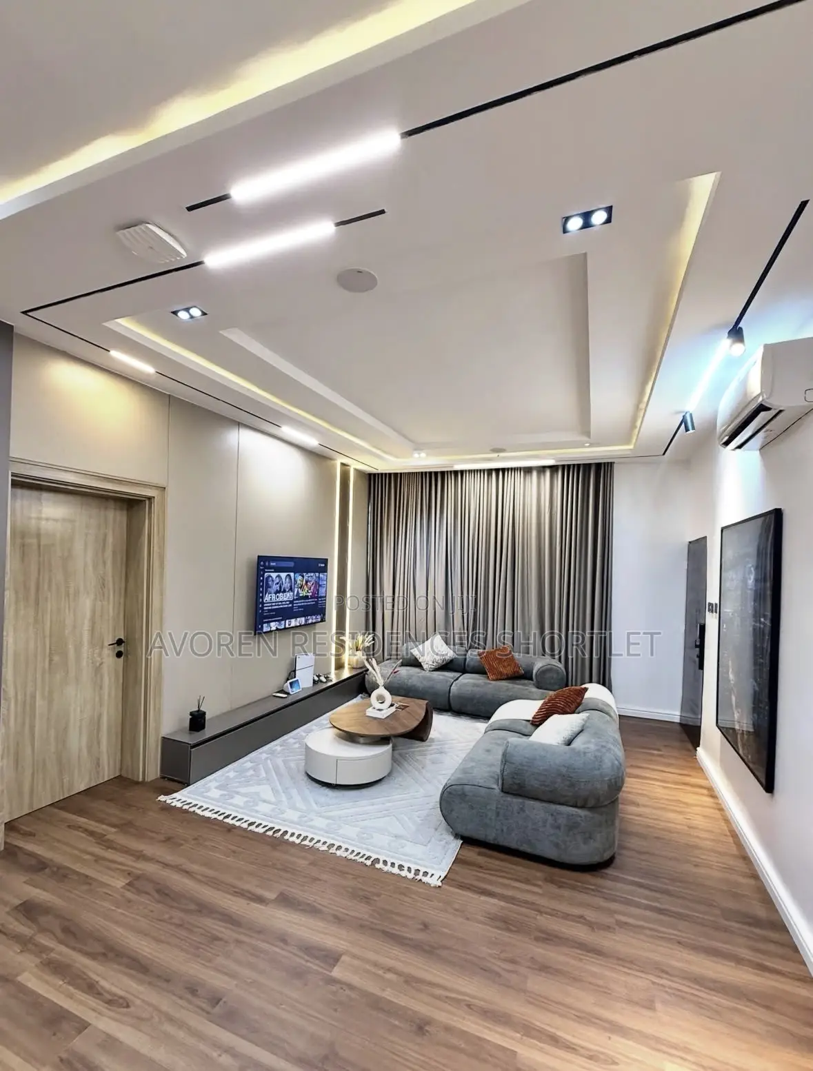 Luxurious Two Bedroom Shortlet in Admiralty Way