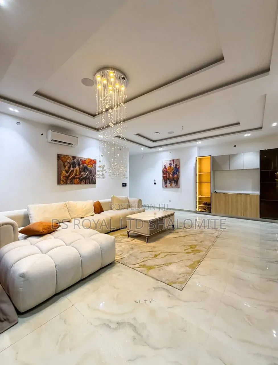 4bdrm Apartment in Banana Island for sale
