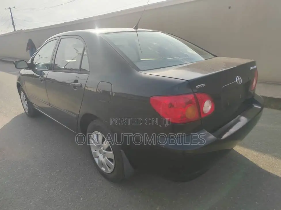Toyota Corolla 2004 Black