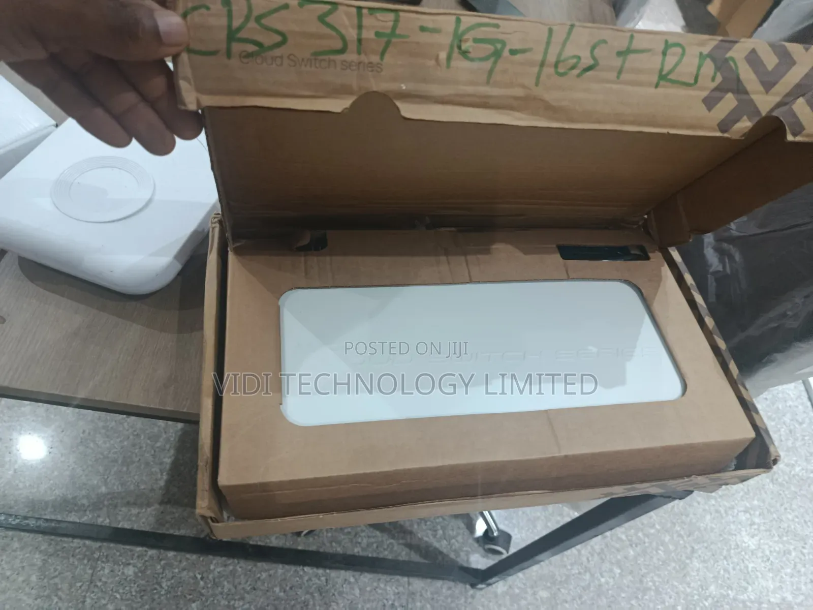 MikroTik Cloud Switch Series CRS317-1G-16S+RM.