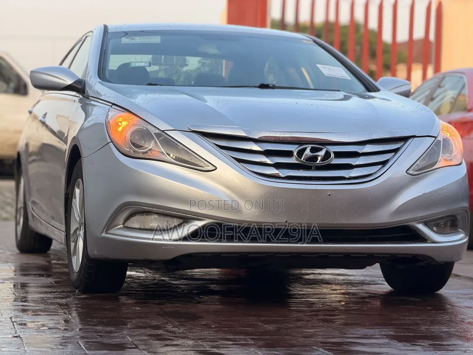 Hyundai Sonata SE 2.0T Sedan FWD (2.0L 4cyl 6A) 2013 Silver