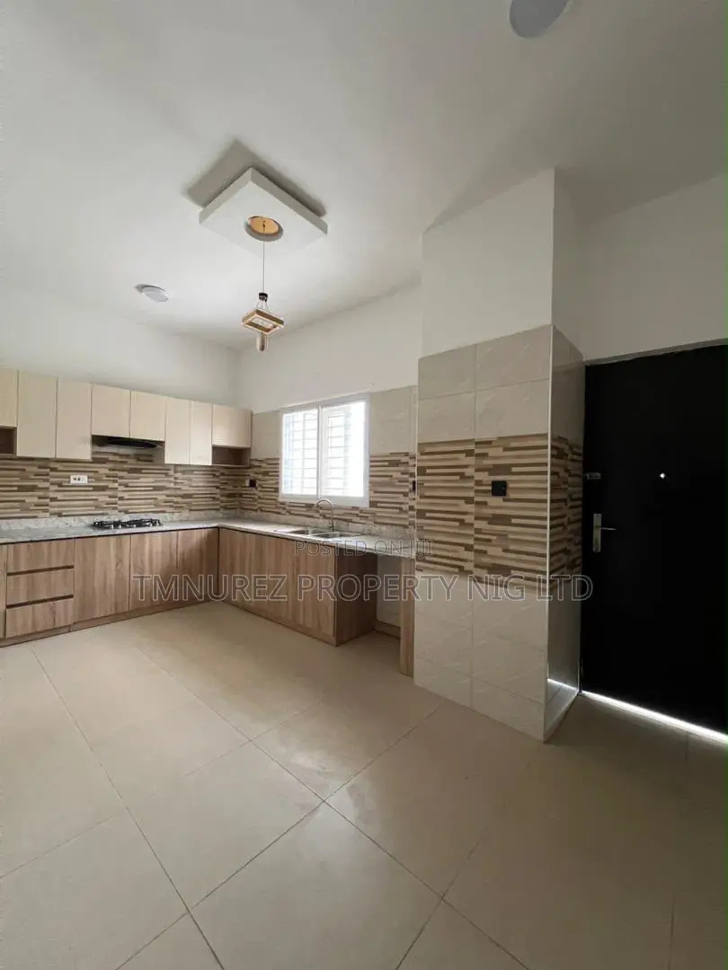 2bdrm Duplex in Off Lekki-Epe Expressway for rent