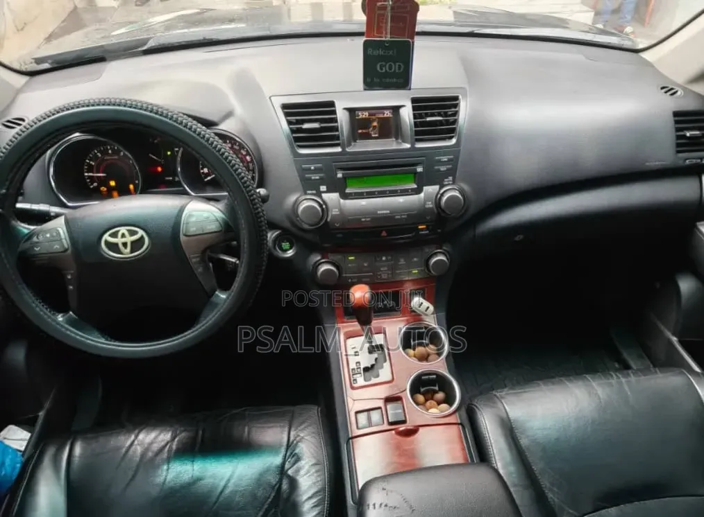 Toyota Highlander 2010 Black