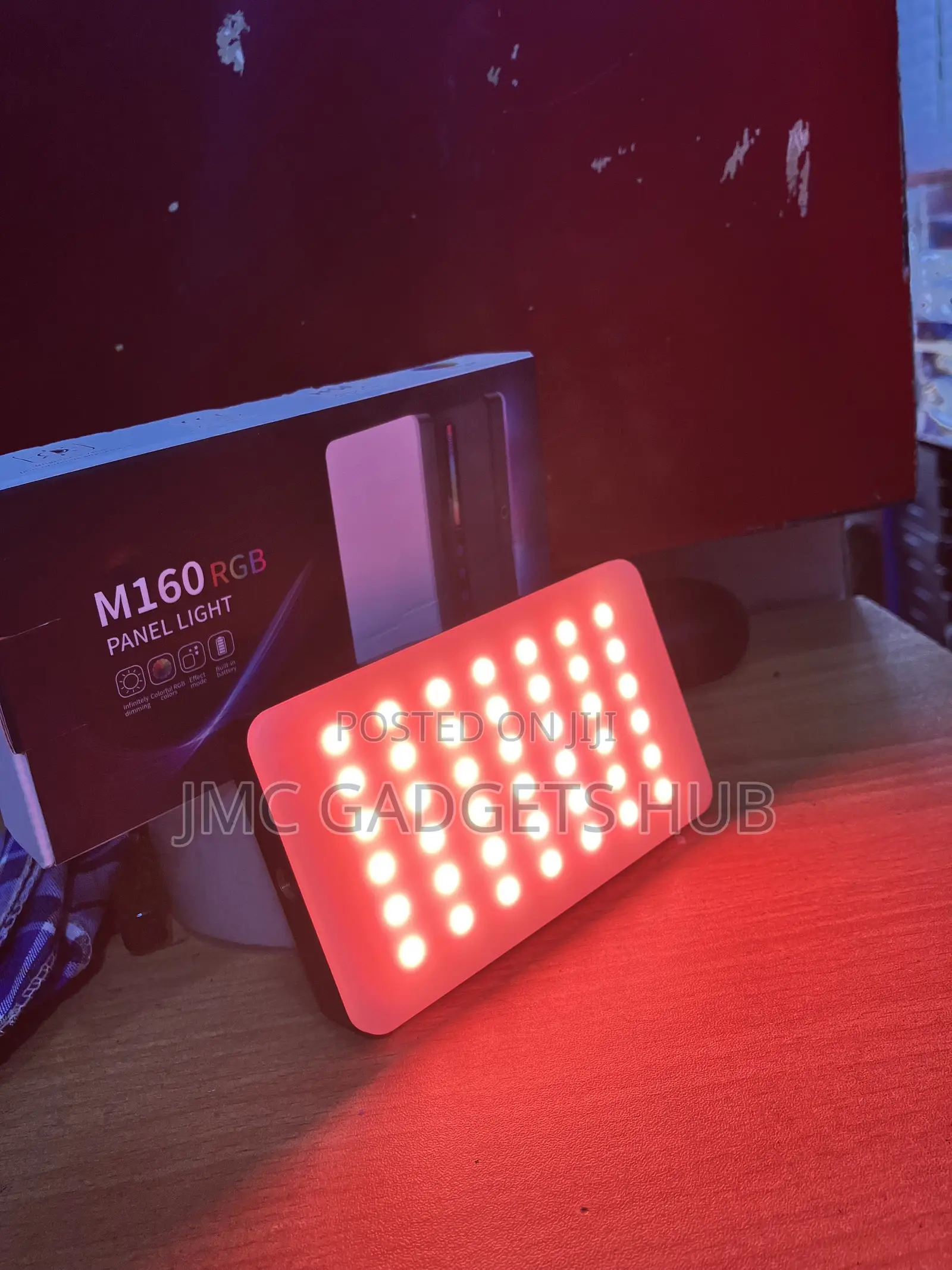 M160 RGB Panel Light