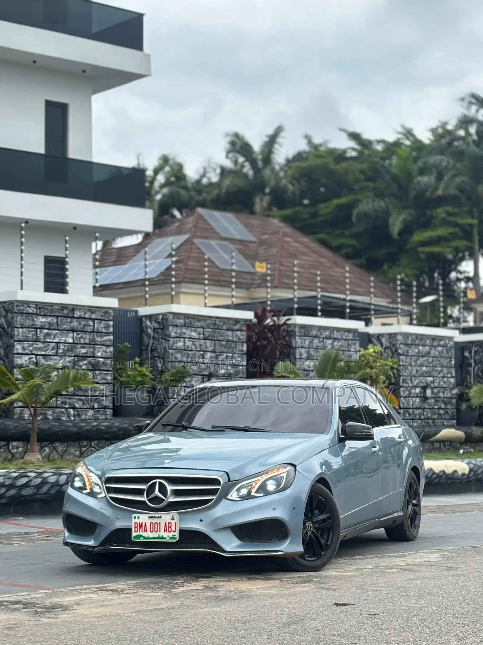 Mercedes-Benz E350 Base 4Matic Sedan AWD (3.5L 6cyl 7A) 2010 Blue