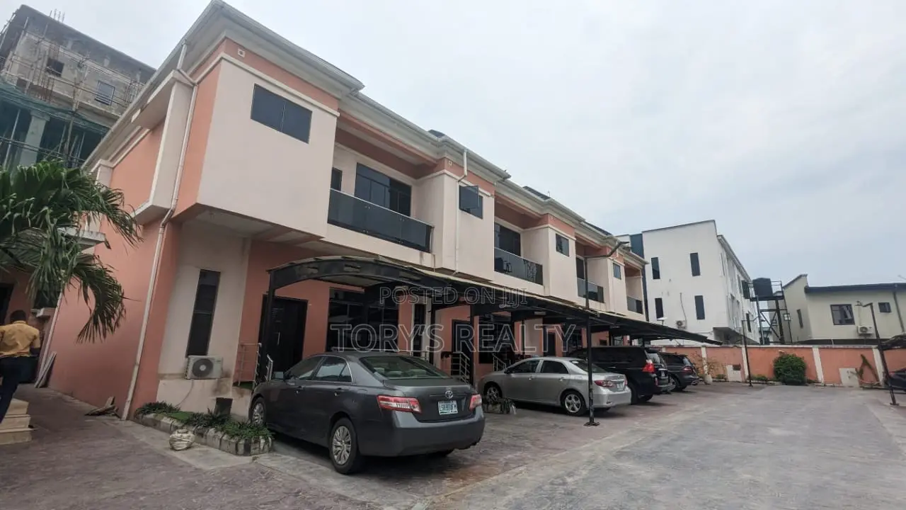 4bdrm Duplex in Ikate for rent