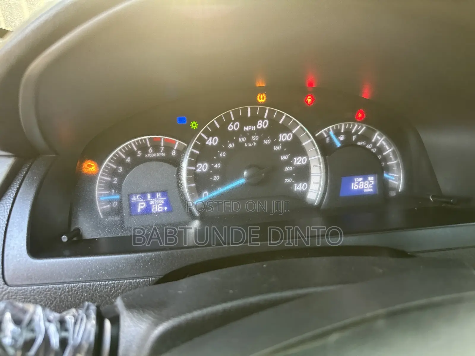 Toyota Camry SE 4dr Sedan (2.5L 4cyl 6A) 2013 Silver