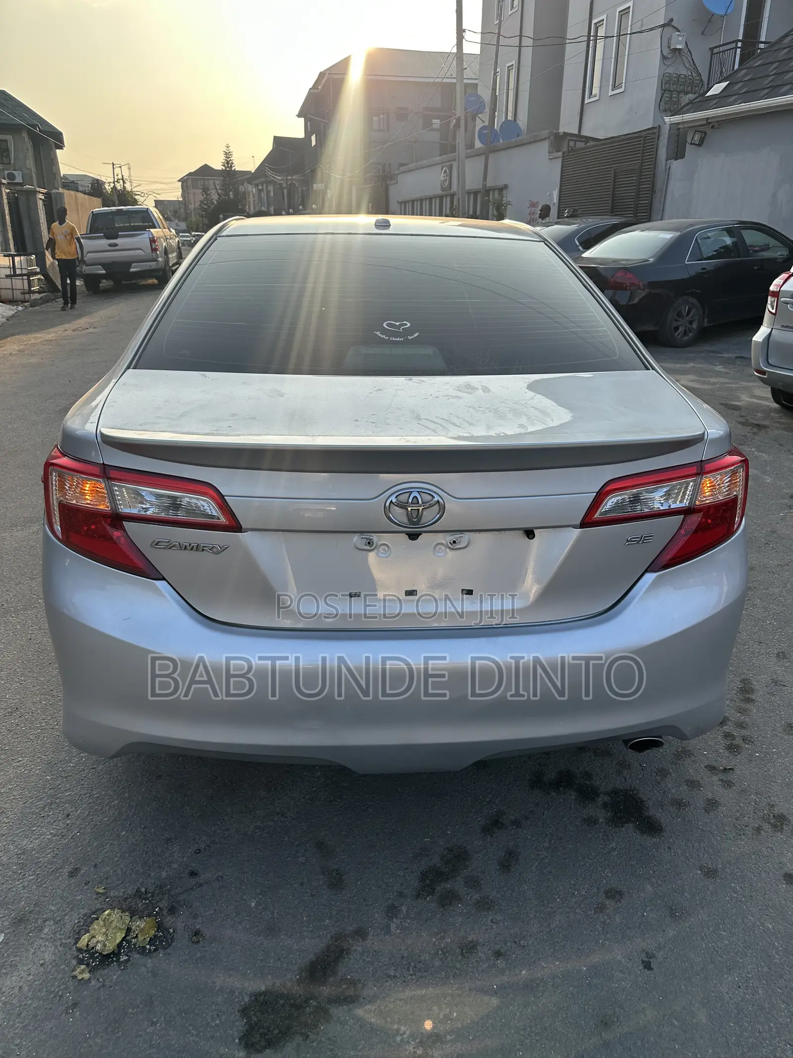 Toyota Camry SE 4dr Sedan (2.5L 4cyl 6A) 2013 Silver