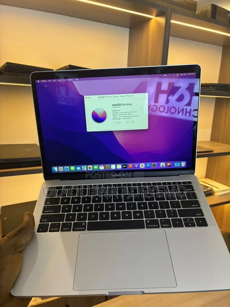 Laptop Apple MacBook Pro 2017 8GB Intel Core i5 SSD 256GB