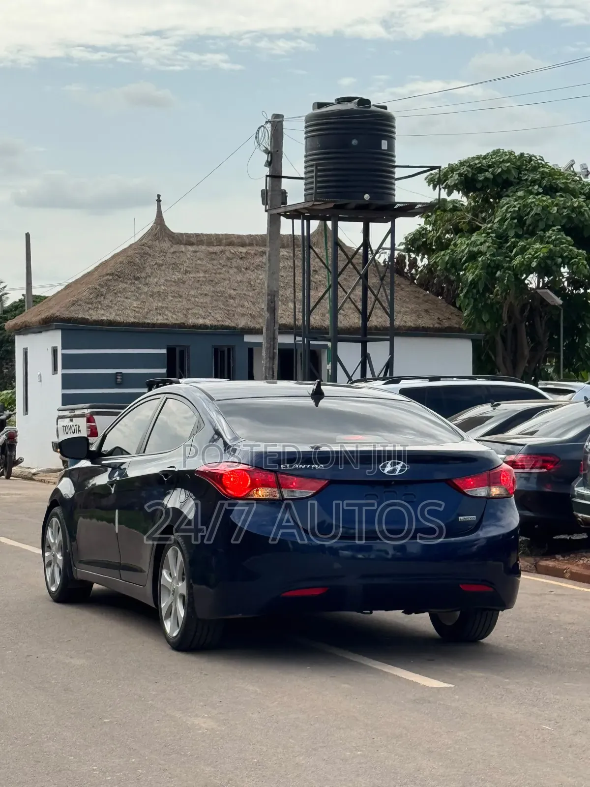 Hyundai Elantra 2012 Blue