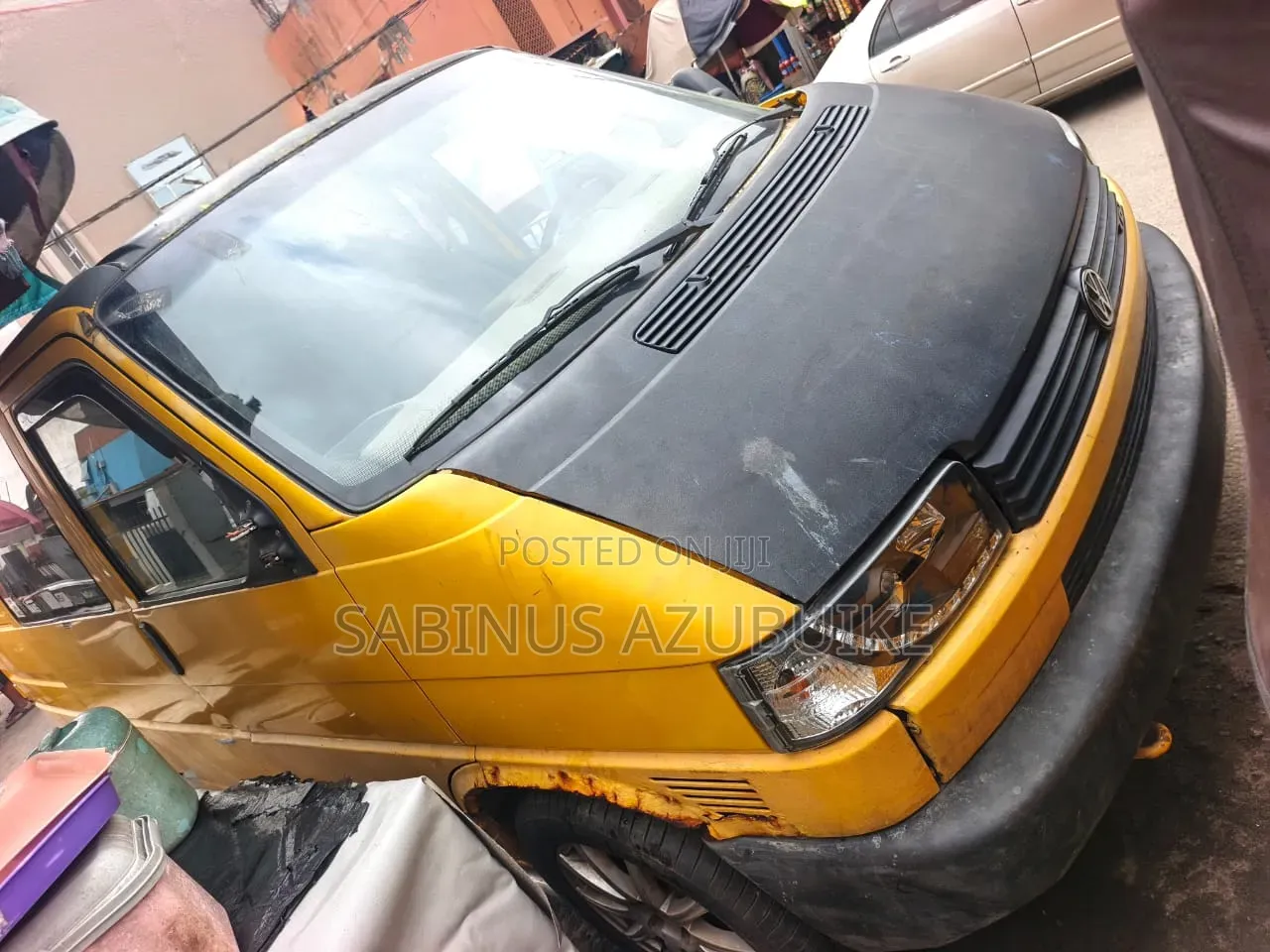 Volkswagen Transporter 2004 Yellow
